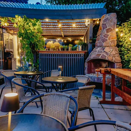 Strandidyl Bed & Breakfast 3*
