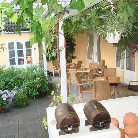 Strandidyl Couette-café 3*